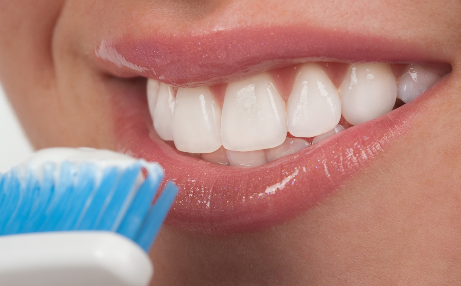 стоматология отбеливание зубов паста